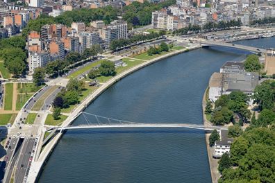 Aménagements urbains – Liège-Belgique -quais de Meuse et passerelle sur la Meuse– Moe : Greisch mandataire – Corajoud-Salliot-Taborda-FRYS-Transitec – Moa : SPW - 2010-2016